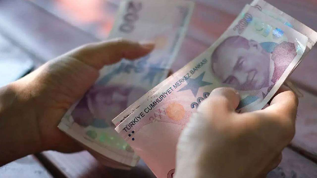 1 günle EYT'yi kaçıranlar için yeni adım: Kademeli emeklilik teklifi Meclis'e sunuldu, 1999-2008 arası sigortalılarda tablo netleşti! 15